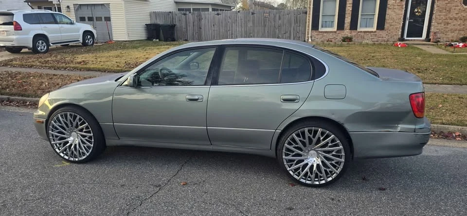 2002 Lexus GS 2nd Gen - Image 7 of 16