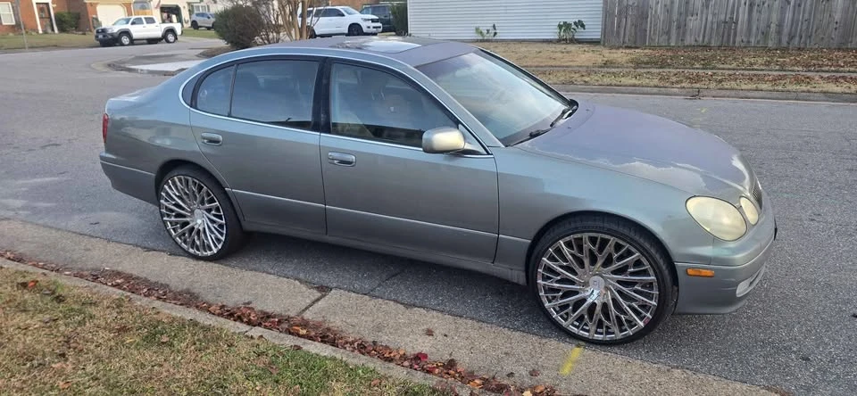 2002 Lexus GS 2nd Gen - Image 5 of 16