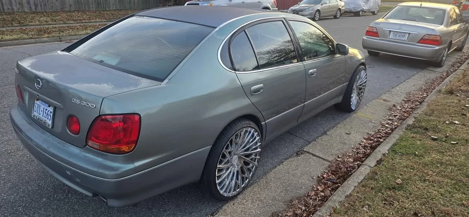 2002 Lexus GS 2nd Gen - Image 3 of 16