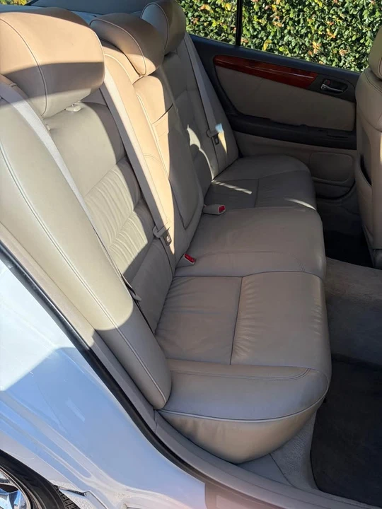 2002 Lexus GS 2nd Gen - Image 11 of 19