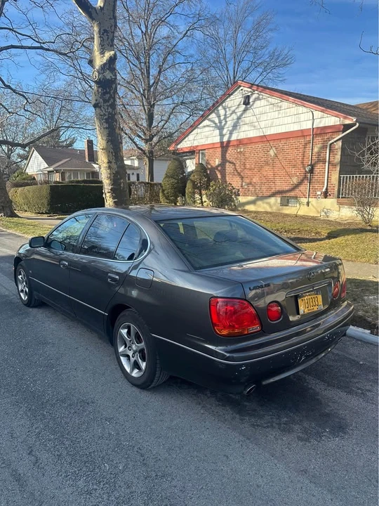 2002 Lexus GS 2nd Gen - Image 6 of 17