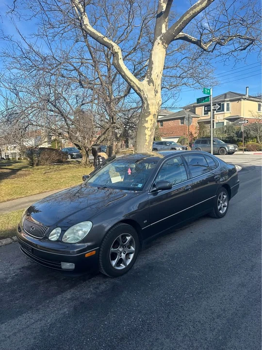 2002 Lexus GS 2nd Gen - Image 16 of 17