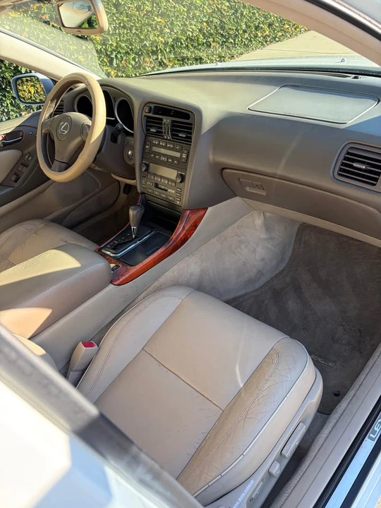 2002 Lexus GS 2nd Gen - Image 13 of 19