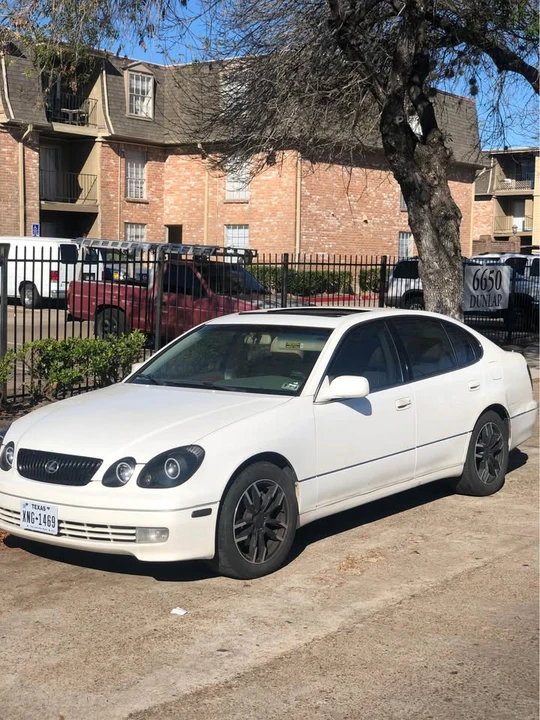2002 Lexus GS 2nd Gen - Image 2 of 6
