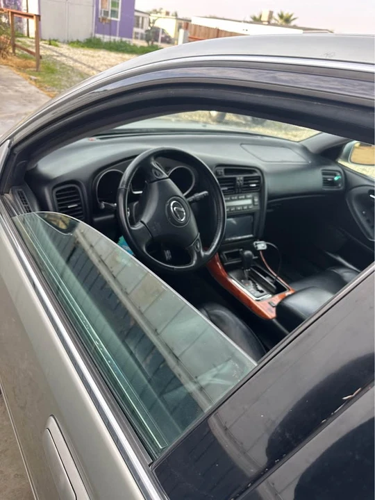 2002 Lexus GS 2nd Gen - Image 4 of 7