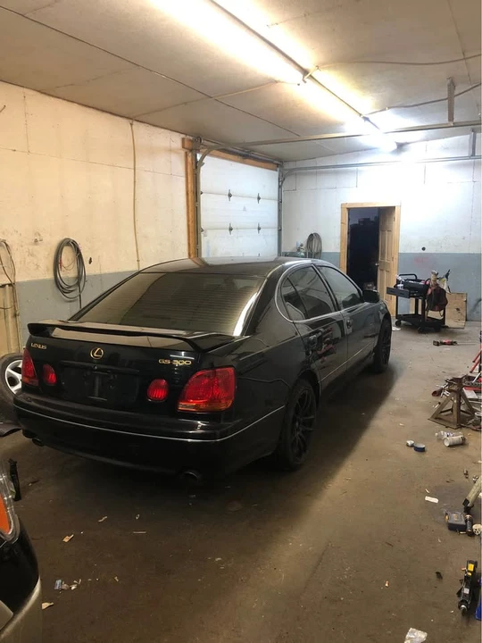 2002 Lexus GS 2nd Gen - Image 5 of 11