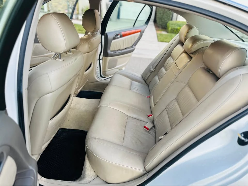2002 Lexus GS 2nd Gen - Image 13 of 17