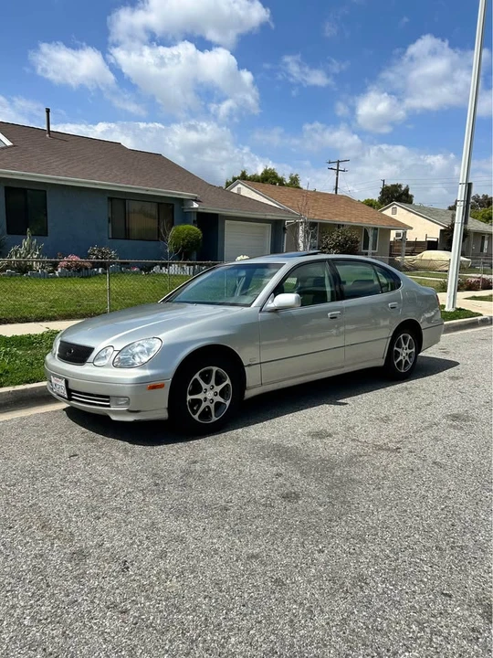 2002 Lexus GS 2nd Gen - Image 3 of 8