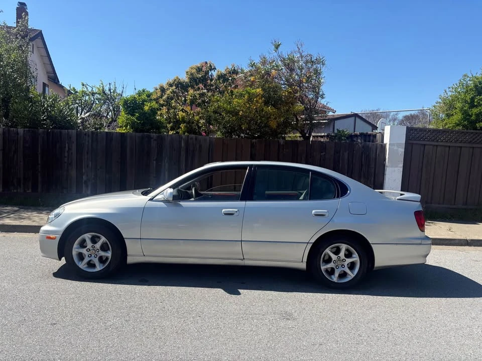 2002 Lexus GS 2nd Gen - Image 3 of 9