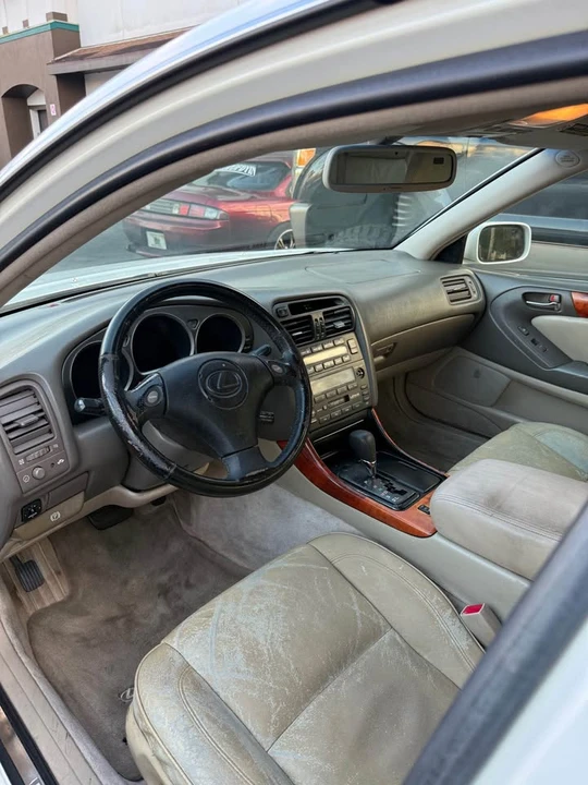 2002 Lexus GS 2nd Gen - Image 3 of 4