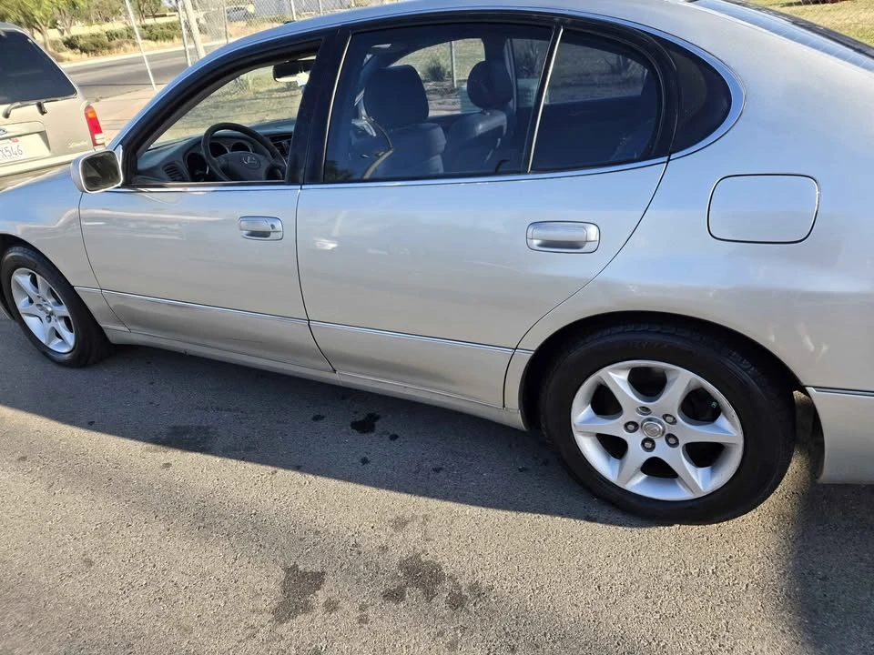 2002 Lexus GS 2nd Gen - Image 3 of 14