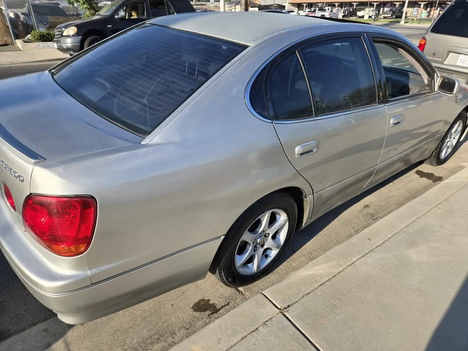 2002 Lexus GS 2nd Gen - Image 5 of 14