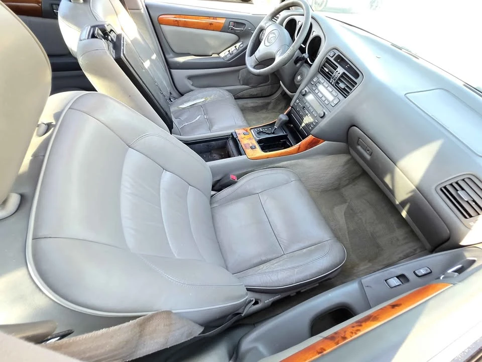 2002 Lexus GS 2nd Gen - Image 9 of 14