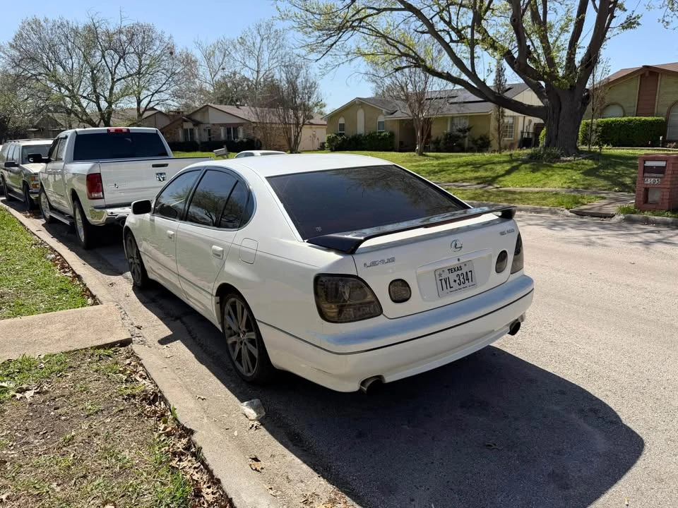 2002 Lexus GS 2nd Gen - Image 10 of 11