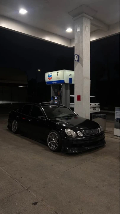 2002 Lexus GS 2nd Gen - Image 2 of 5