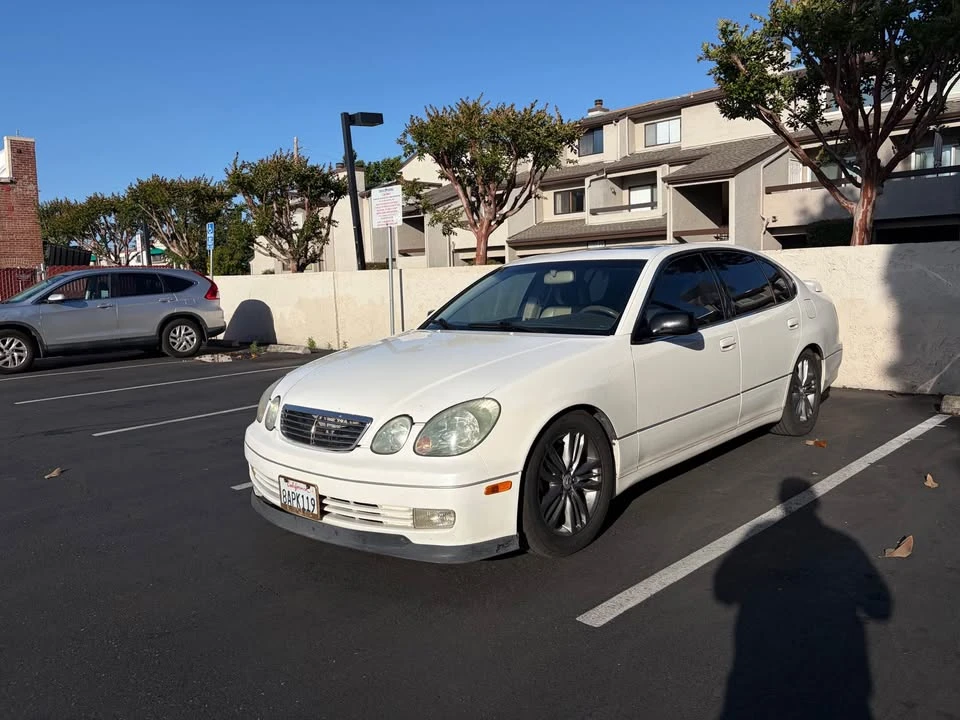 2002 Lexus GS 2nd Gen - Image 2 of 9