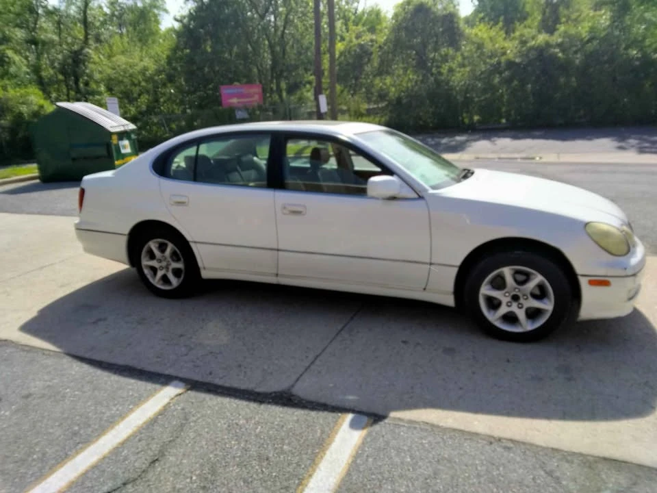 2002 Lexus GS 2nd Gen - Image 2 of 6