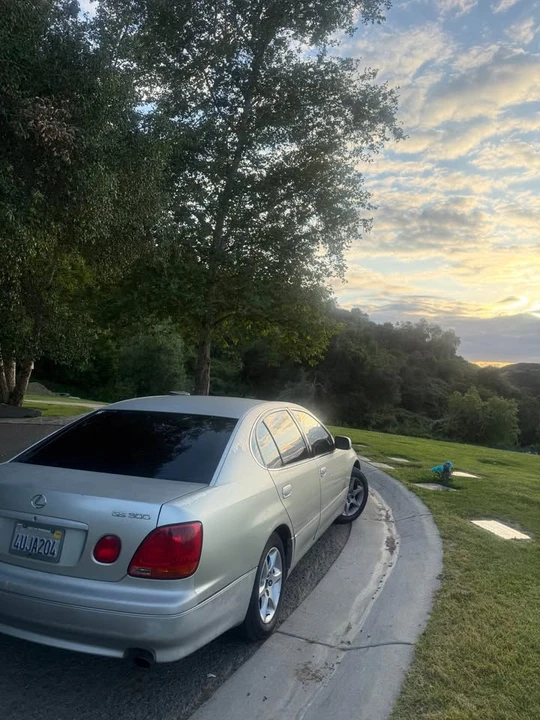 2002 Lexus GS 2nd Gen - Image 5 of 20