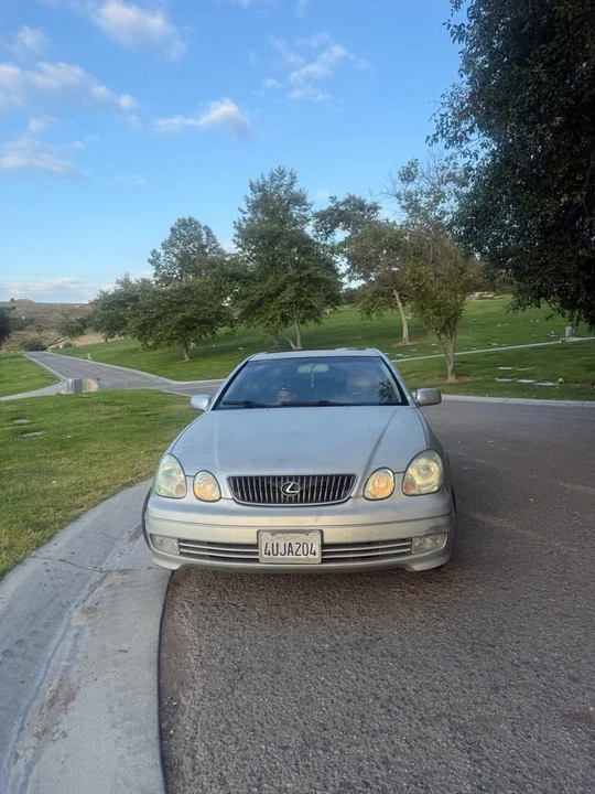 2002 Lexus GS 2nd Gen - Image 4 of 20