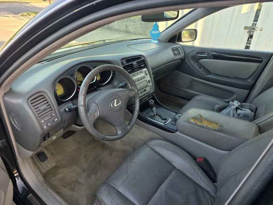 2002 Lexus GS 2nd Gen - Image 12 of 13