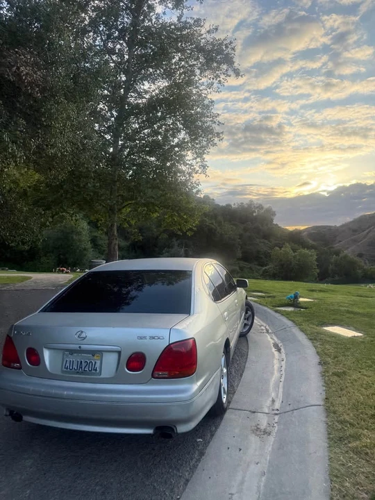 2002 Lexus GS 2nd Gen - Image 6 of 20