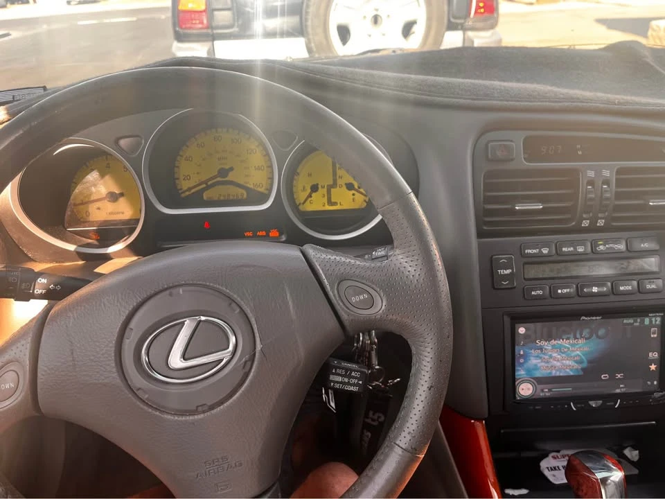 2002 Lexus GS 2nd Gen - Image 5 of 5