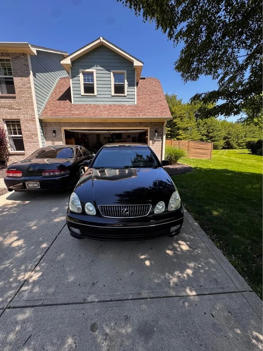 2002 Lexus GS 2nd Gen - Image 2 of 15