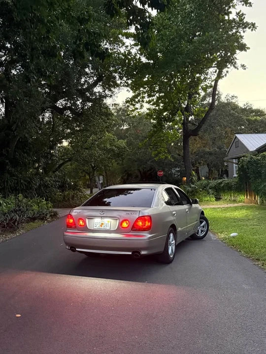 2002 Lexus GS 2nd Gen - Image 6 of 7