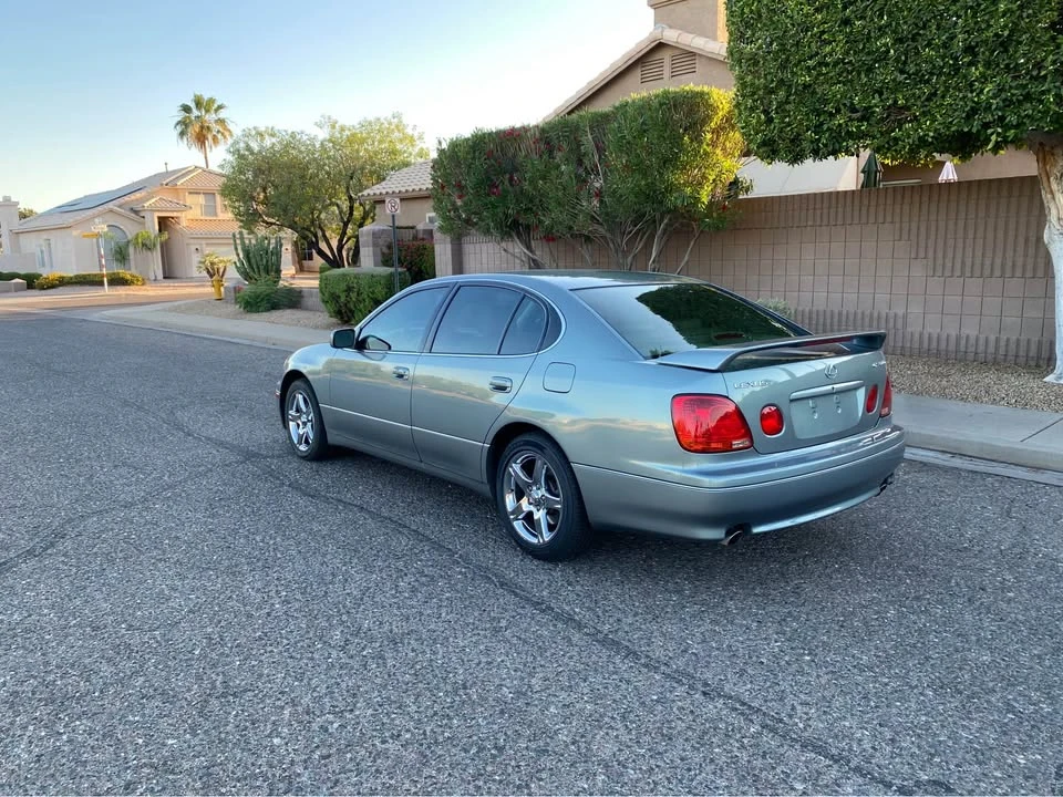 2002 Lexus GS 2nd Gen - Image 4 of 16