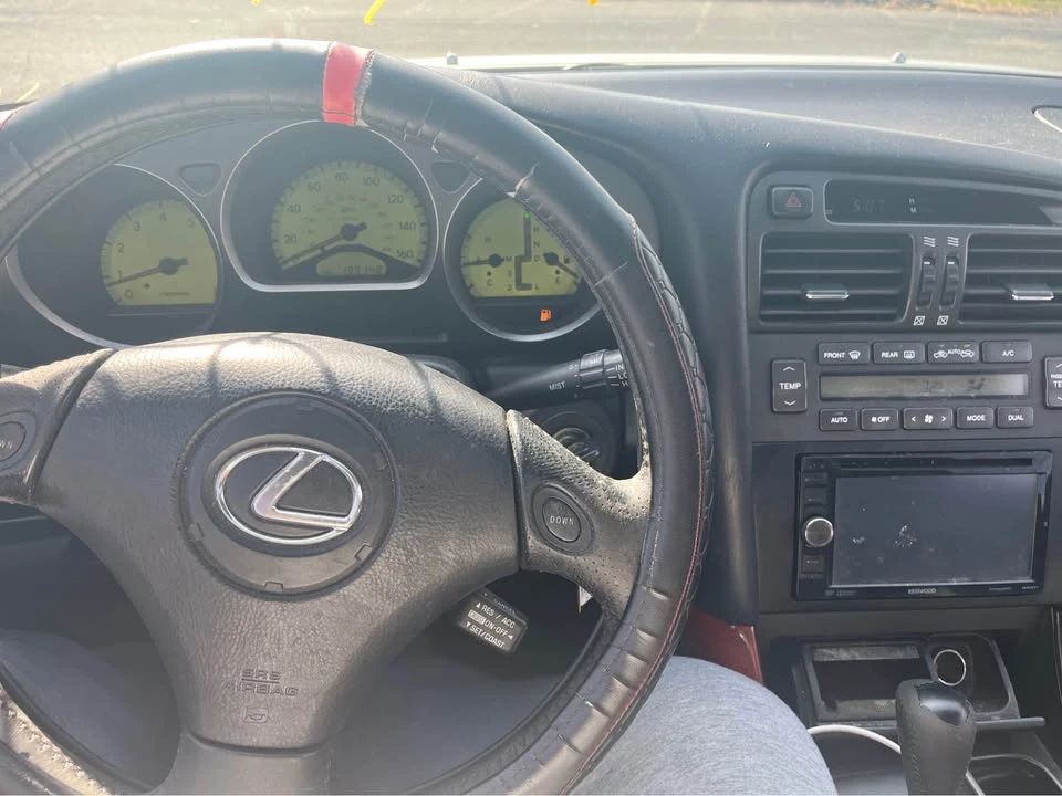 2002 Lexus GS 2nd Gen - Image 2 of 11