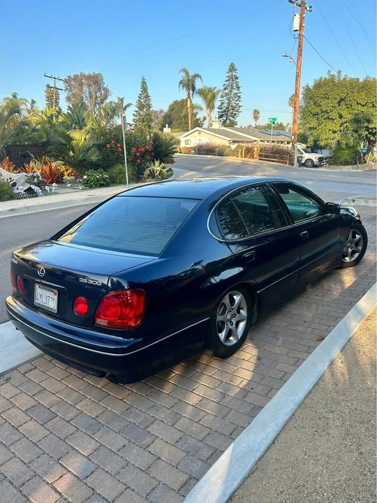 2002 Lexus GS 2nd Gen - Image 4 of 7
