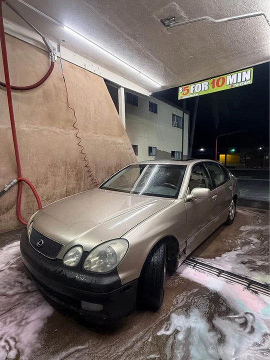 2002 Lexus GS 2nd Gen - Image 8 of 17