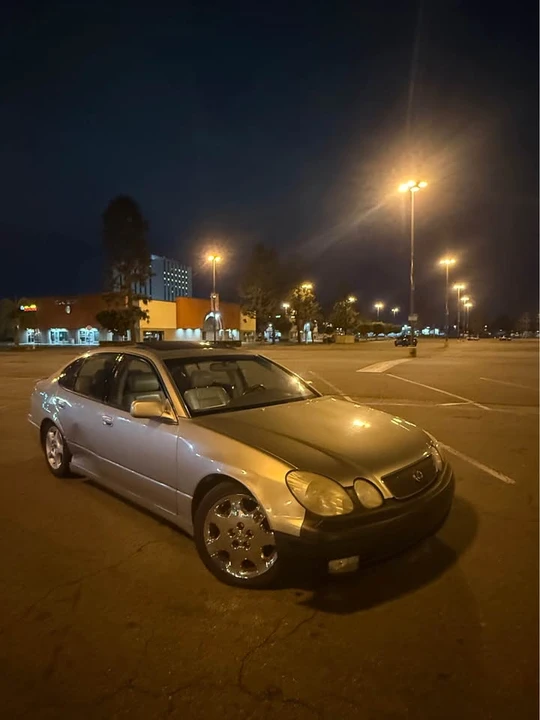 2002 Lexus GS 2nd Gen - Image 16 of 17