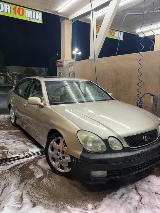 2002 Lexus GS 2nd Gen - Image 2 of 17