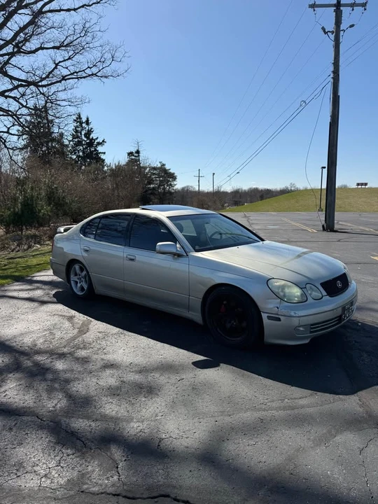 2002 Lexus GS 2nd Gen - Image 3 of 17