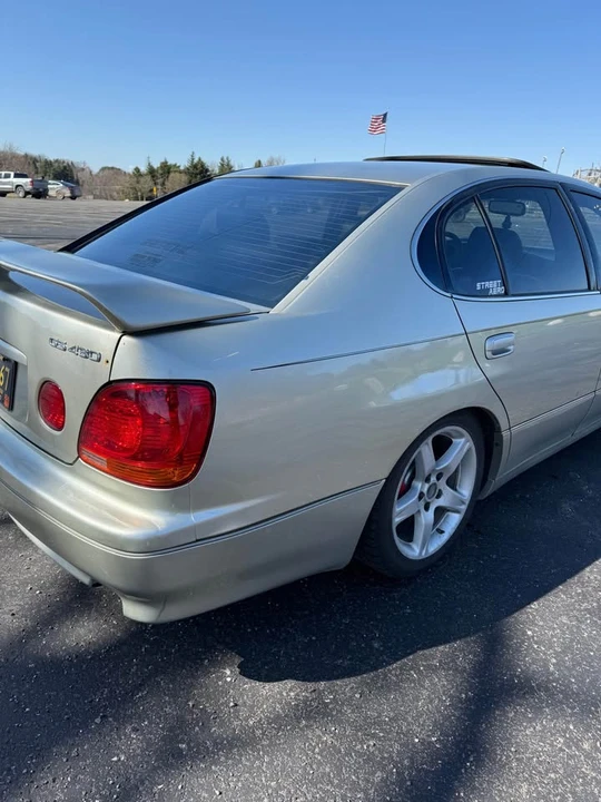 2002 Lexus GS 2nd Gen - Image 6 of 17