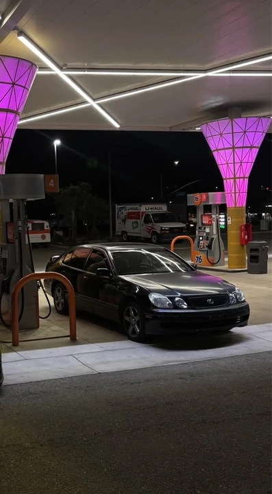 2002 Lexus GS 2nd Gen - Image 2 of 5