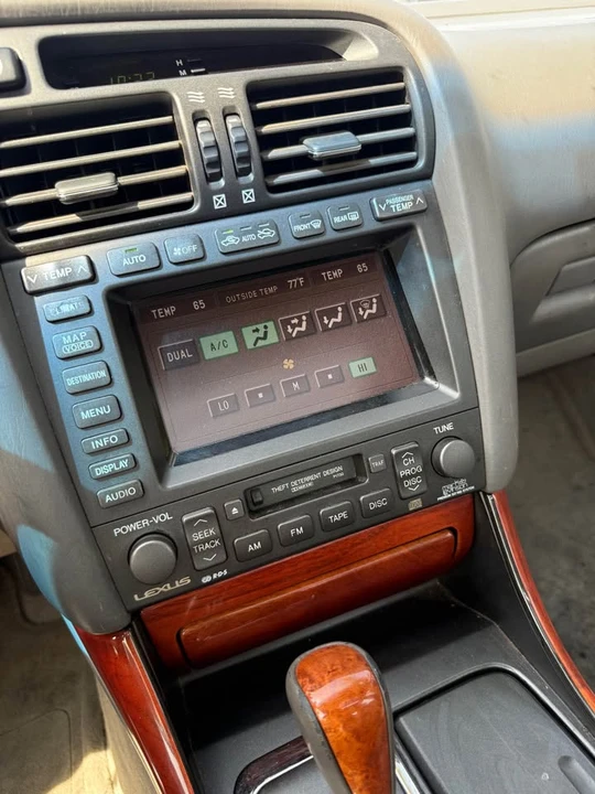 2002 Lexus GS 2nd Gen - Image 8 of 8