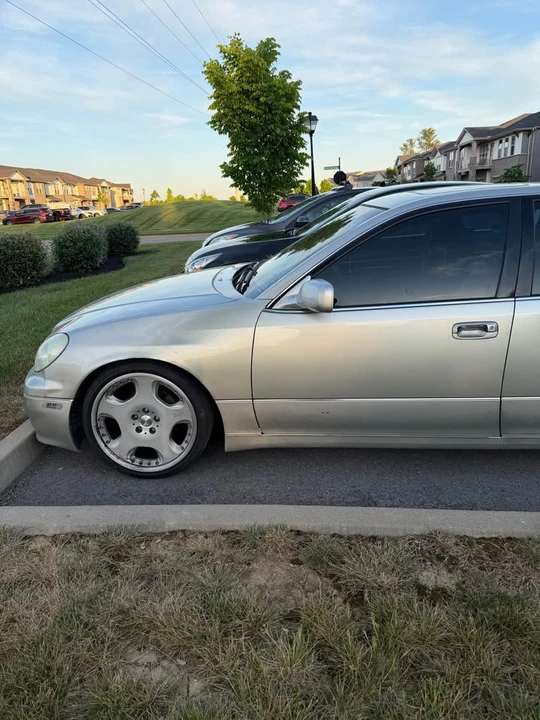 2002 Lexus GS 2nd Gen - Image 2 of 7