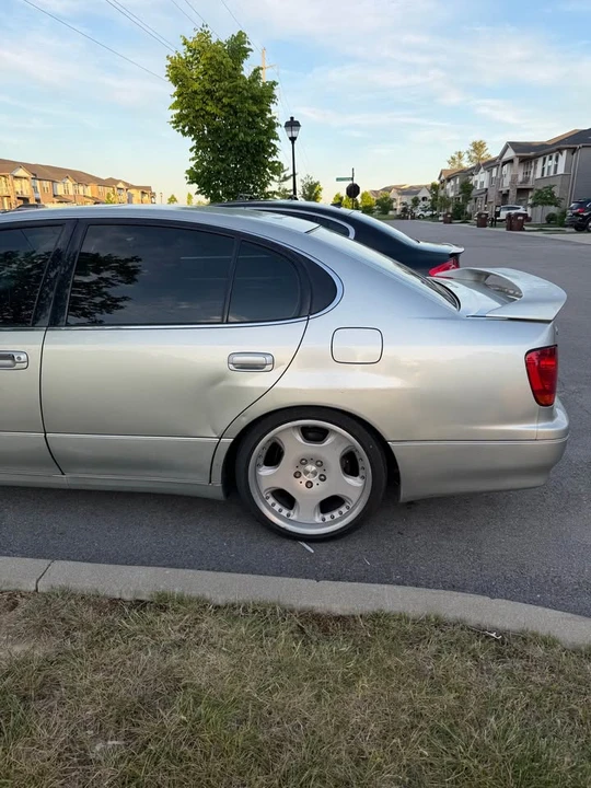 2002 Lexus GS 2nd Gen - Image 4 of 7
