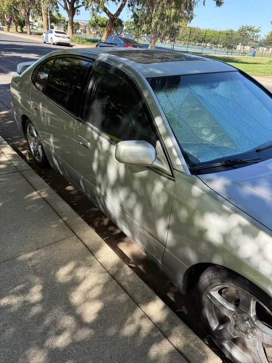 2002 Lexus GS 2nd Gen - Image 5 of 11