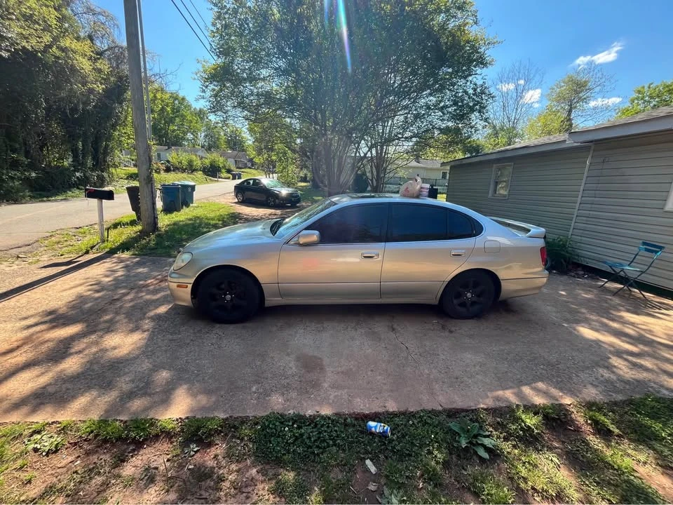 2002 Lexus GS 2nd Gen - Image 2 of 16