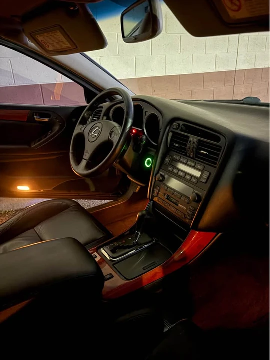 2002 Lexus GS 2nd Gen - Image 2 of 7