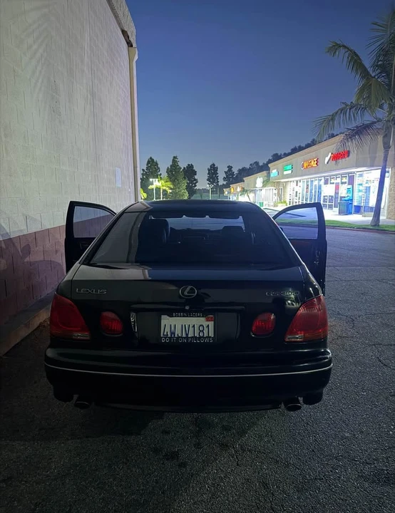 2002 Lexus GS 2nd Gen - Image 6 of 7