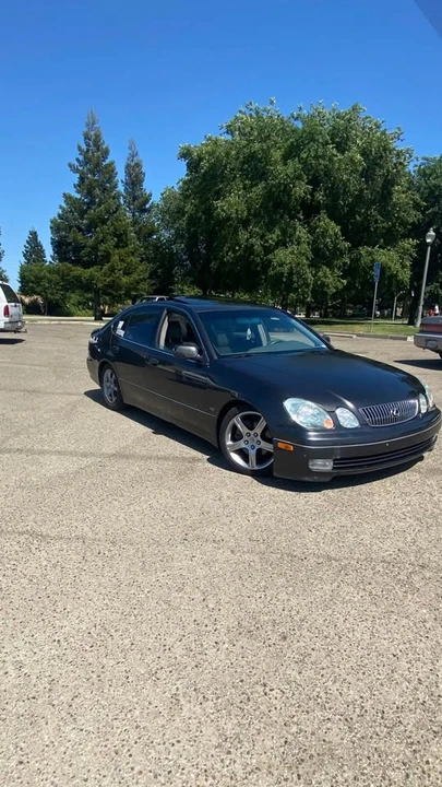 2002 Lexus GS 2nd Gen - Image 3 of 12