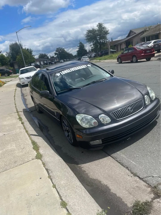 2002 Lexus GS 2nd Gen - Image 11 of 12