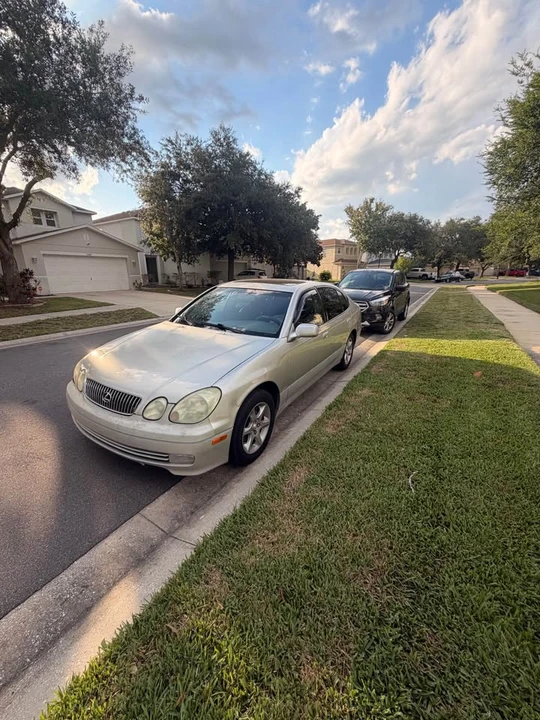 2002 Lexus GS 2nd Gen - Image 2 of 4