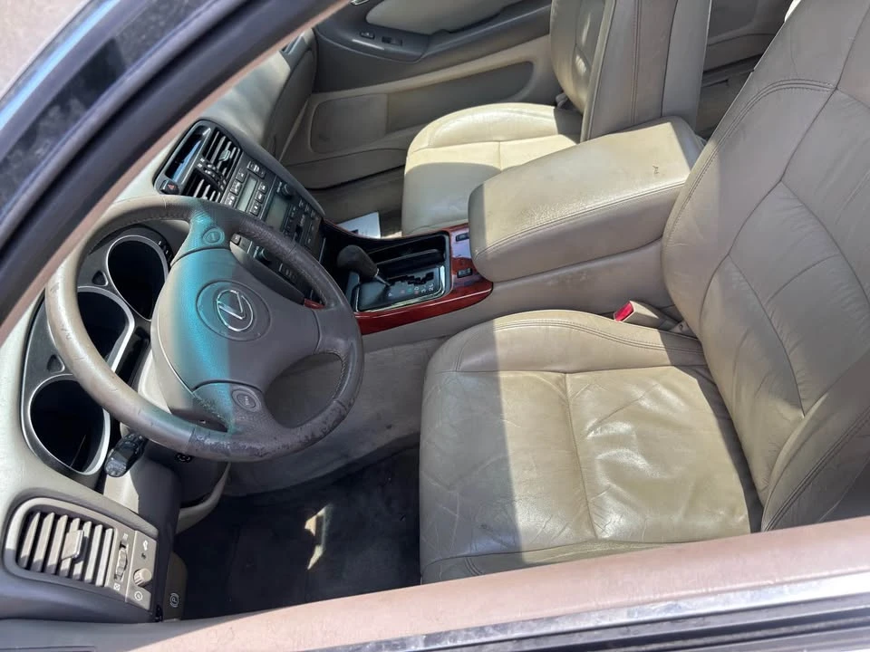 2002 Lexus GS 2nd Gen - Image 4 of 5