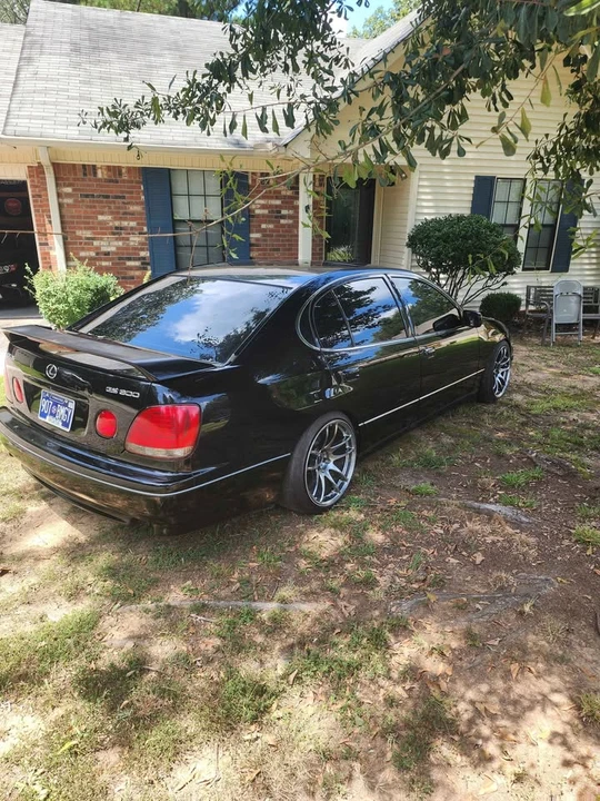 2002 Lexus GS 2nd Gen - Image 13 of 14