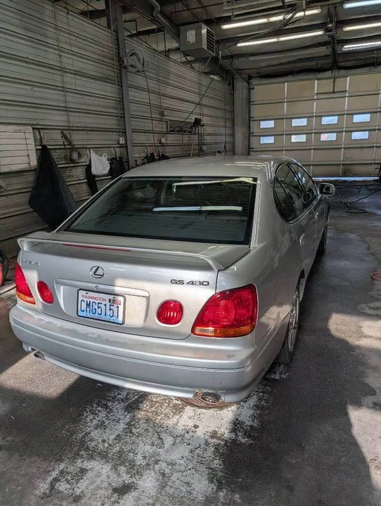 2002 Lexus GS 2nd Gen - Image 4 of 20